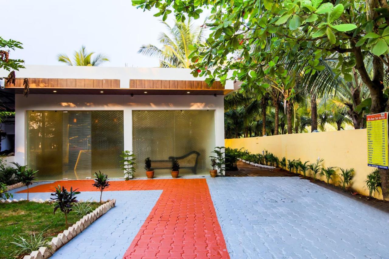 Oyo Flagship 19362 Sai Coco Resort Morjim Exterior photo