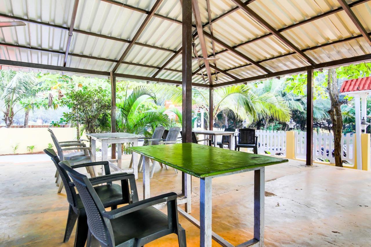 Oyo Flagship 19362 Sai Coco Resort Morjim Exterior photo